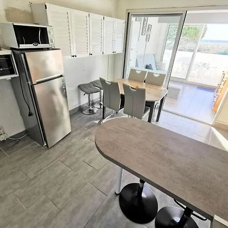 Апартаменты Les Cyclades - T2 Avec Deux Loggias - 6 Couchages Port Leucate. Ref: 2cyc_12a Mae-5984