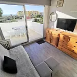 Les Cyclades - T2 Avec Deux Loggias - 6 Couchages Port Leucate. Ref: 2cyc_12a Mae-5984 דירה
